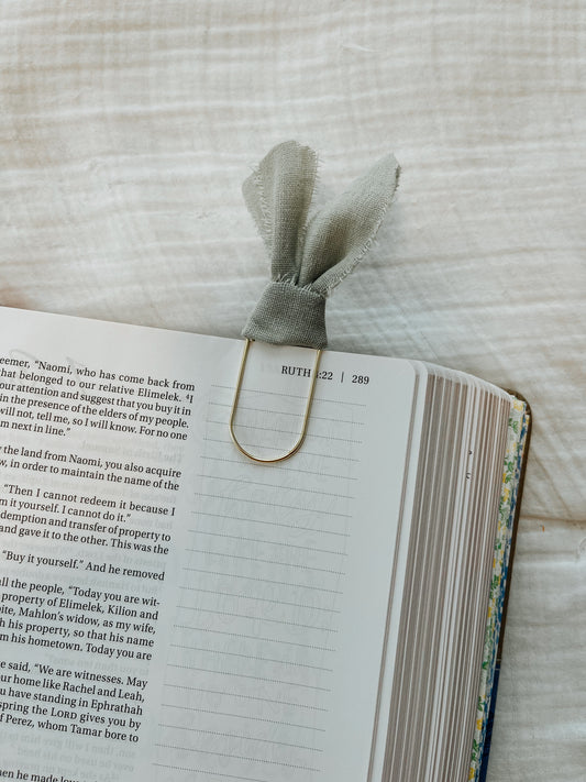 Ruth 2:12 Bow Paperclip Bookmark